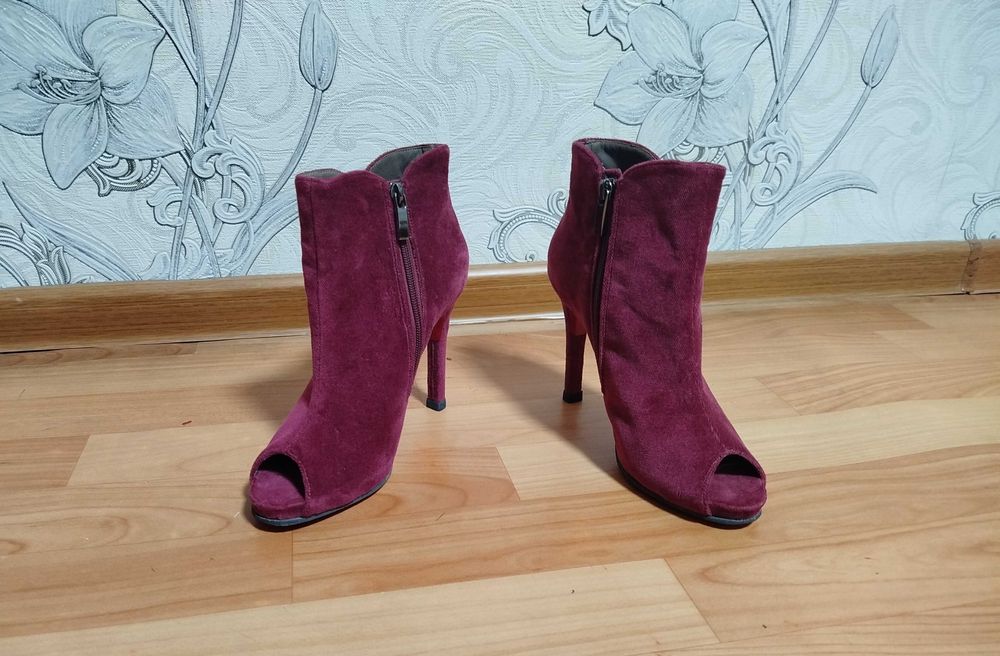 Замшевые ботильоны бордовые, 39 размер