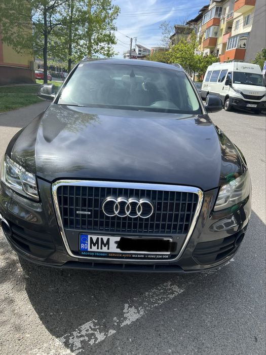 Vând Audi Q5 ,2011 cutie automata