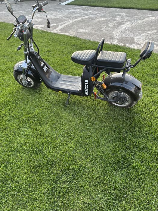vand scuter electric