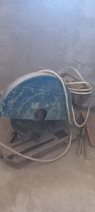 Отрезной станок по металу