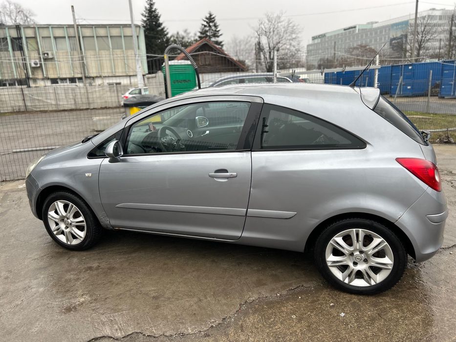 Opel Corsa 1.4 90cp