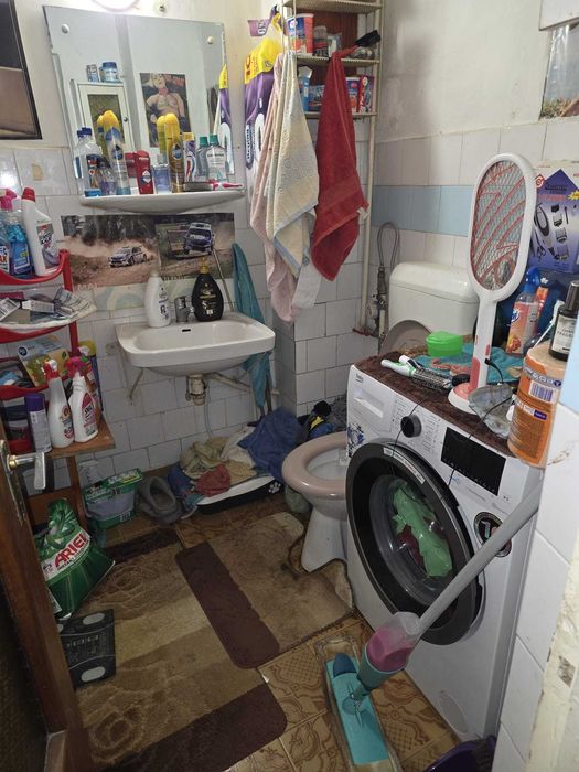 Schimb apartament cu 3 camere cu apartament cu 2 camere plus diferenta