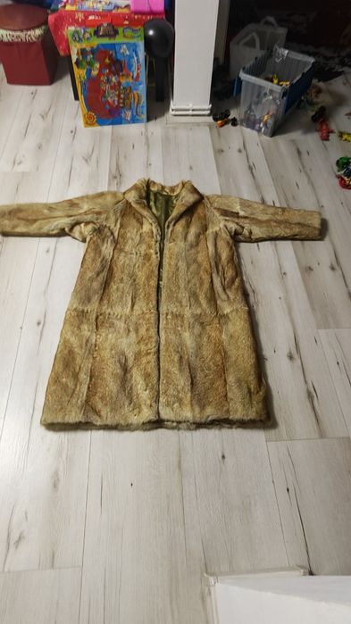 Haină de blană naturală