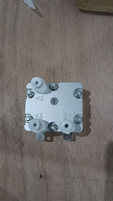 Генератор водорода (электролизер) pem 300ml/min