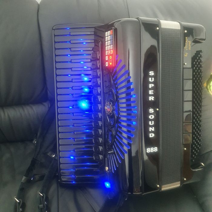 Acordeon electronic Super Sound