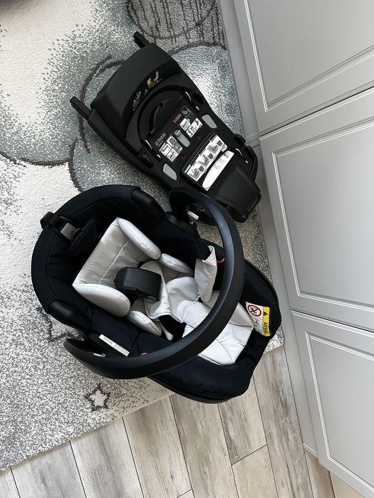 Scoica si Baza izofix Stokke