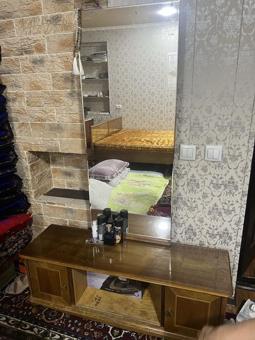 Спальний гарнитур б/у