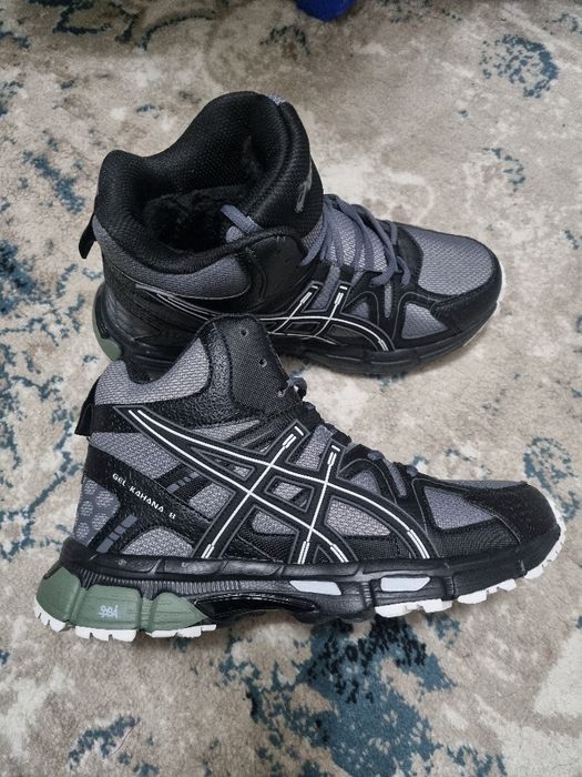 Asics zimni krasofka sotiladi yangi