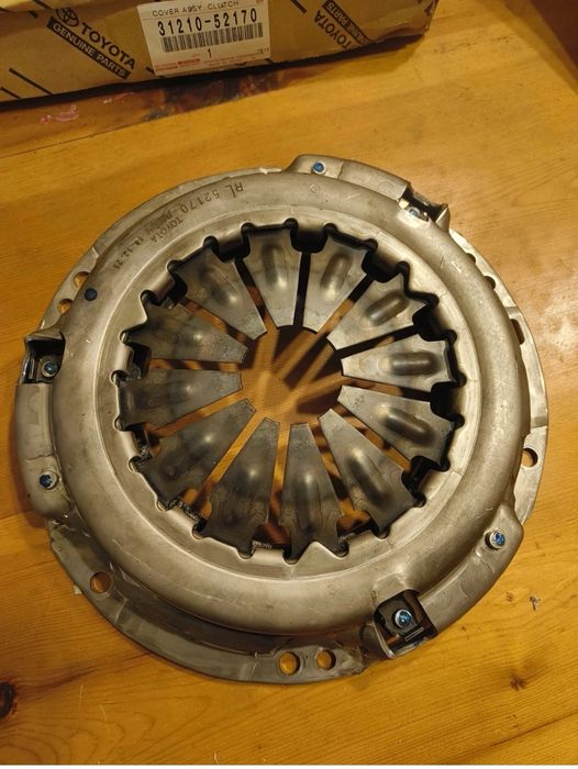 Toyota Оринален комплект съединител