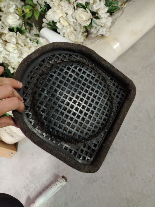 Сабуфер на машину