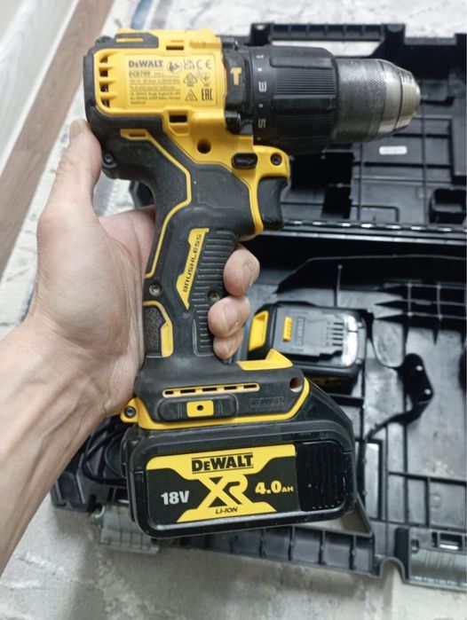 Шруповерт Электроинструмент