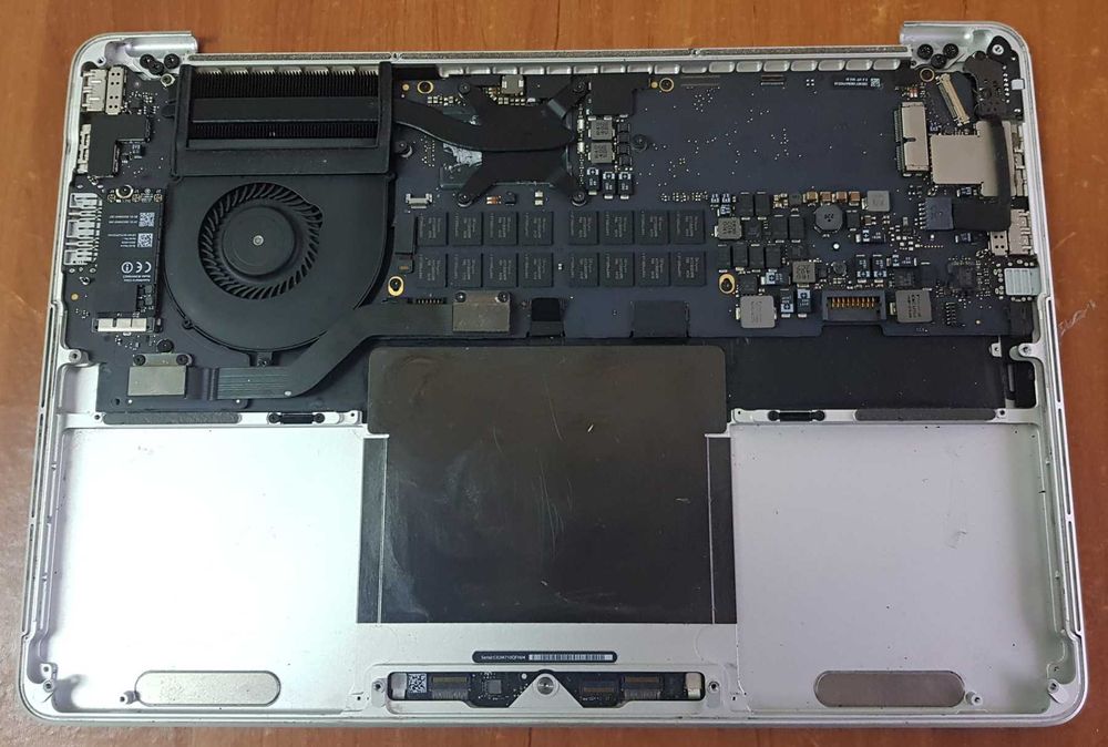 Macbook Pro Retina 13,2013, i5, 16gb,incomplet! Functional cititi!