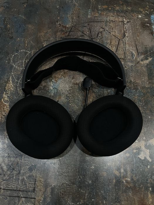 Наушники SteelSeries Arctis Pro