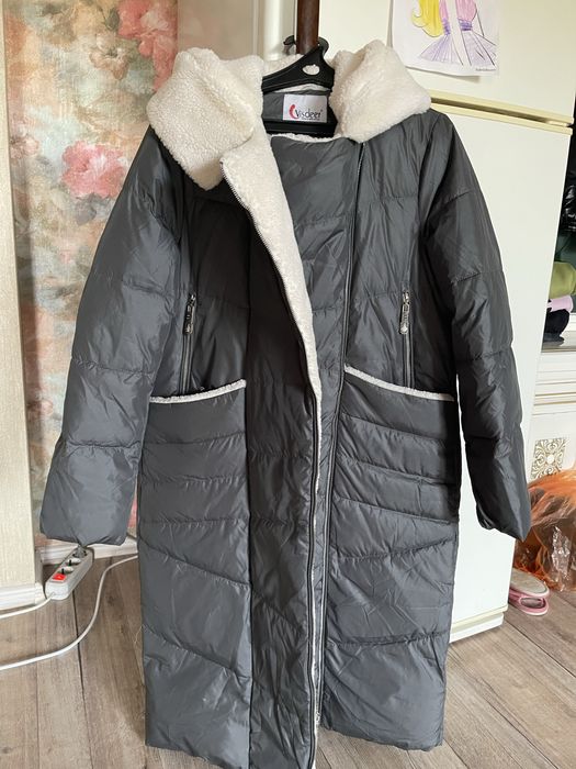 Прддам куртку зимнюю