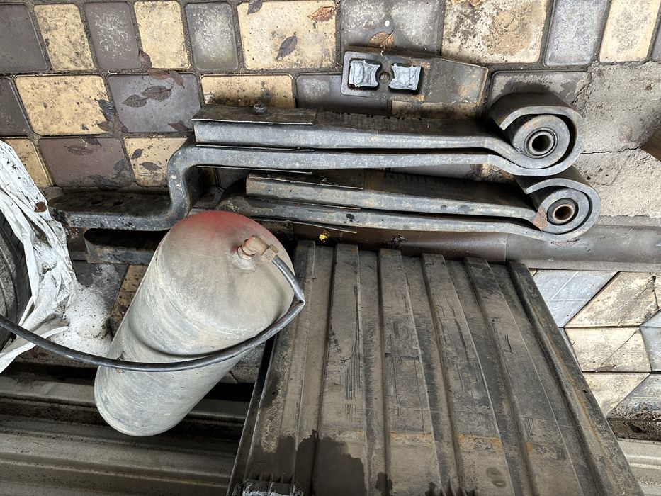 Продам ресоры на лентяй