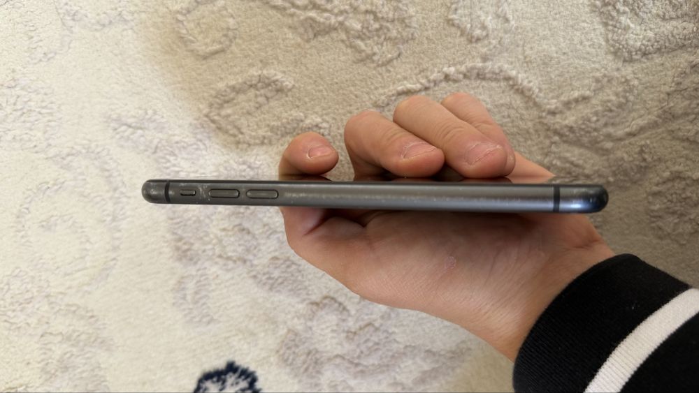 IPHONE 11 сатылады