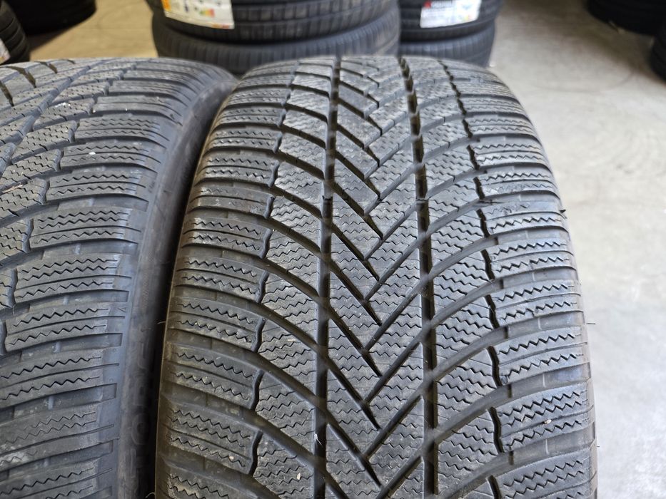 255/40/21 BRIDGESTONE 2бр