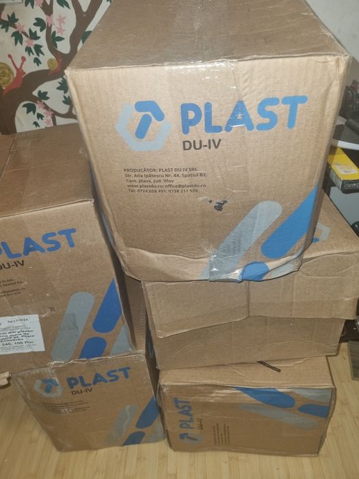 Vând dibluri polistiren