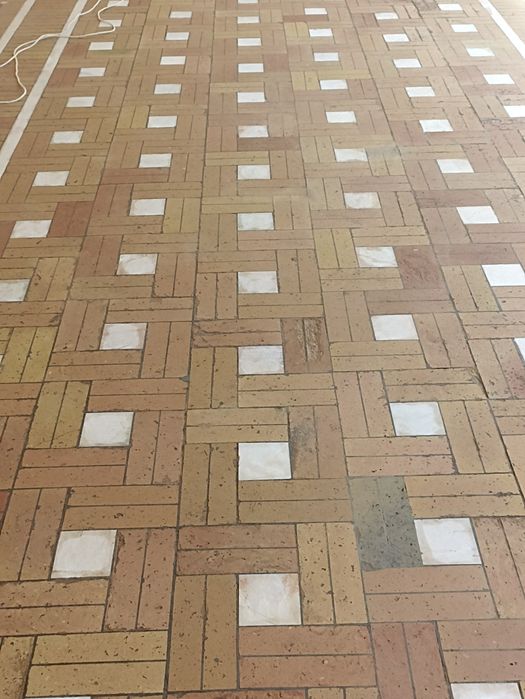 Шлифовка бетона никалайски кирпич