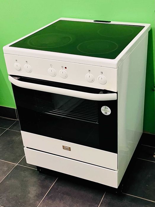 Готварска печка 60 см Voss Electrolux свободностояща с вентилатор