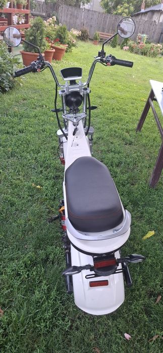 Vând scuter electric