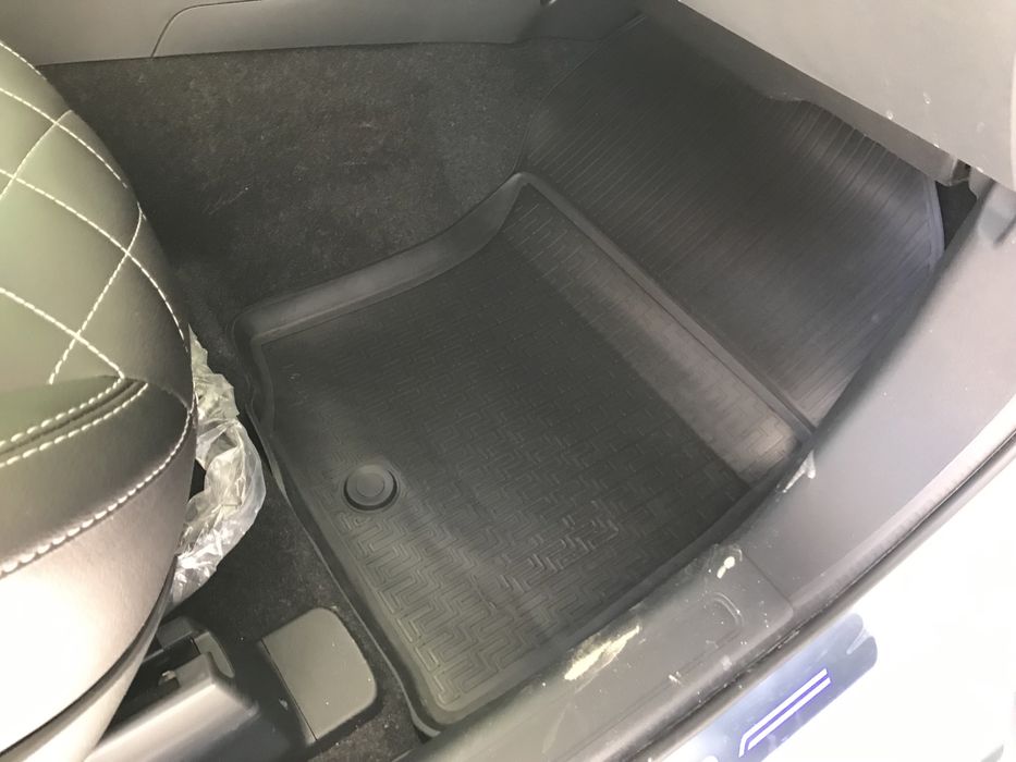 Полики коврики полиуритан Rival. Outlander 3