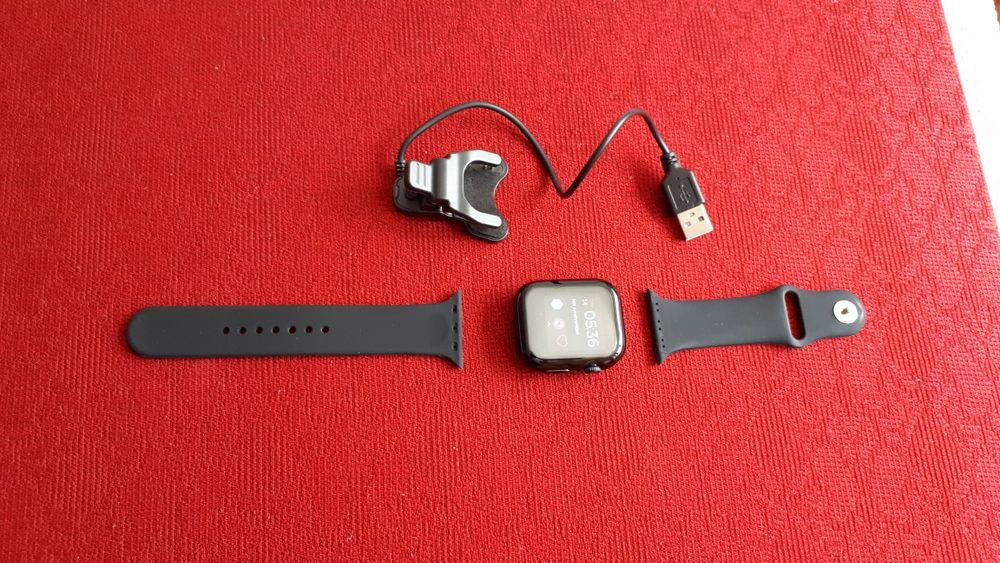 Ceas smart nou, cu folie și carcasă de protecție din silicon, detasabi