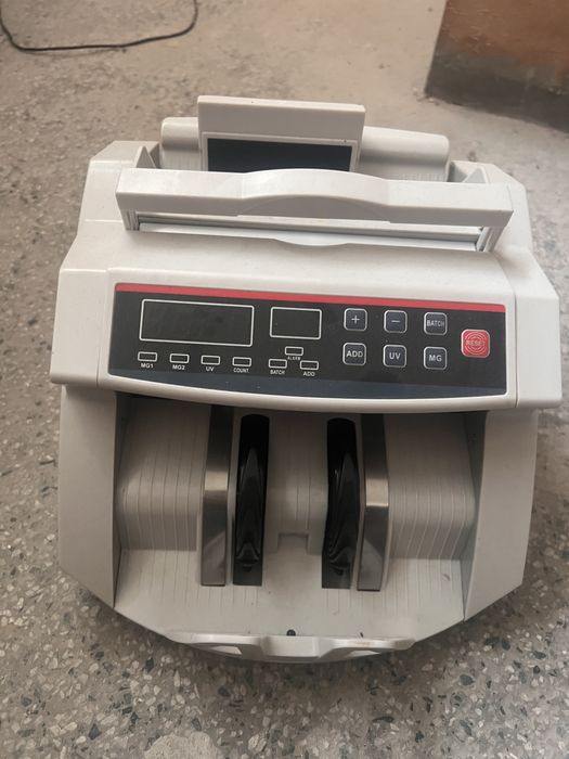 Банкнотоброячка броячка за пари