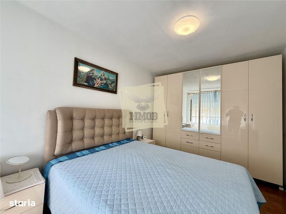 Apartament renovat 2 camere decomandat pe Mihai Viteazul