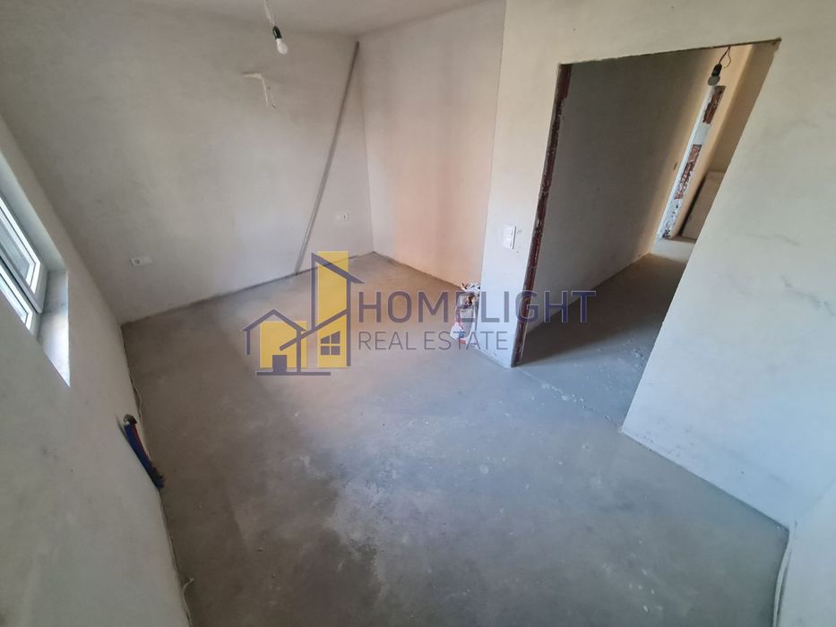 Тристаен апартамент в кв. Овча купел