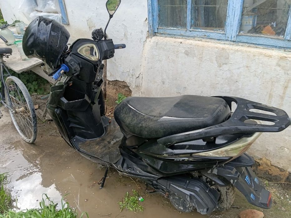 Мопед м 8 сатылады