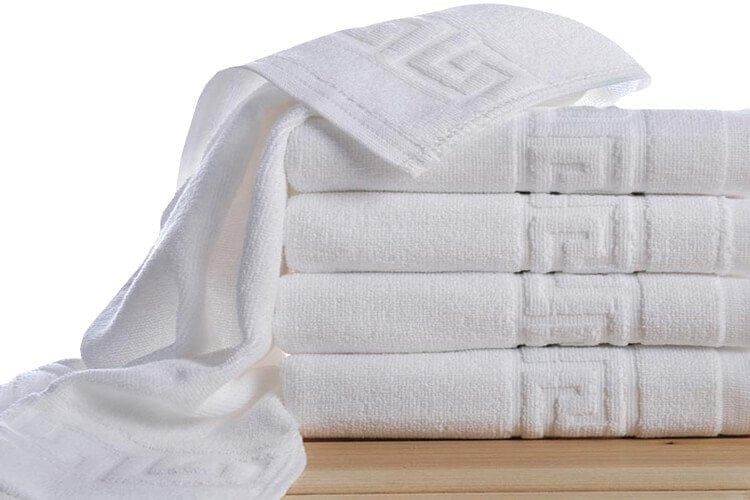 OFERTA !!! 10 Lenjerii de pat hoteliere din material Damasc