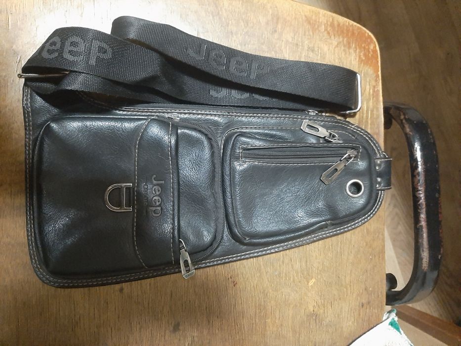 Продам сумку пояс кожа.