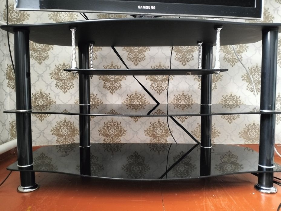 Подставка под телевизор за 20 тыс