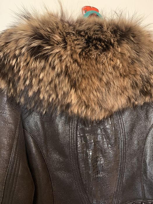 Продам женскую дублёнку