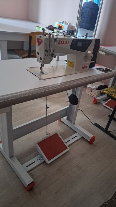 Тикув машинаси ZOJI ишлашлари зор холати янг 3 ой ишланган