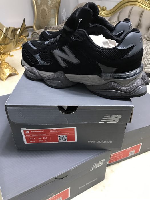 Adidași New Balance 9060 nou