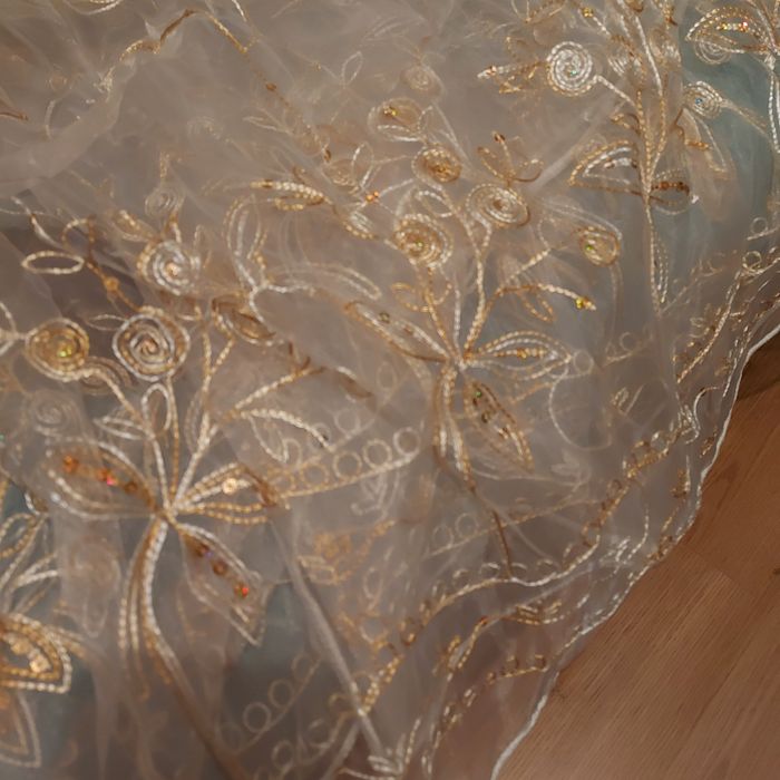 Продам тюль 3 м за 3500 т