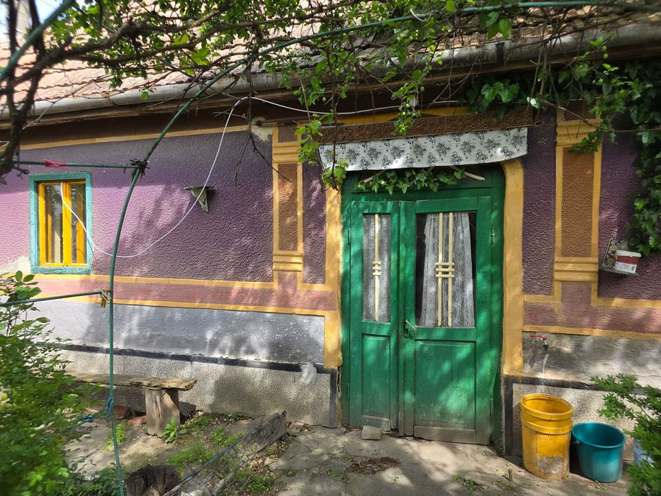 Gospodărie cu teren 2.205 mp, utilități complete și dublu acces asfaltat | Armeni, jud. Sibiu