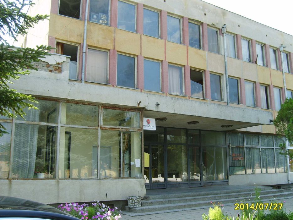 Дава се под наем Офис в Шумен, Център - 507 кв.м за 76500 € - Снимка #11