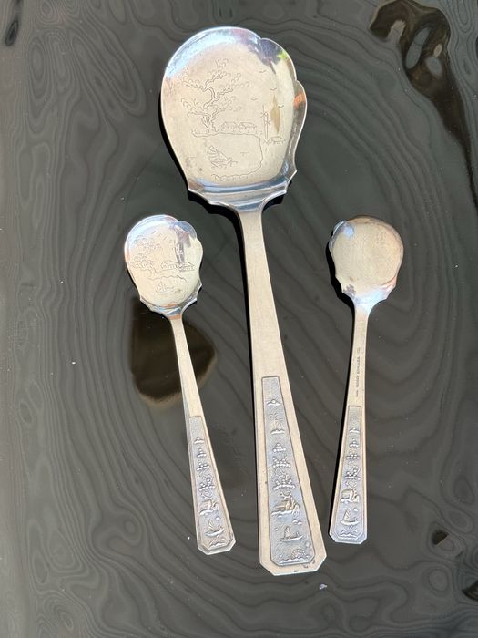 Серебряный набор ложек