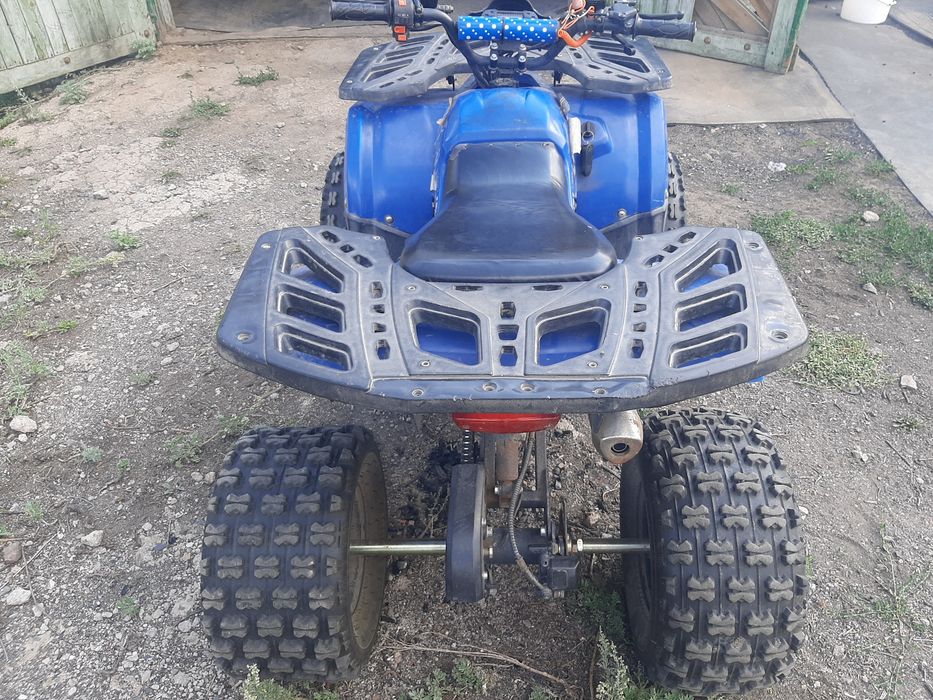 Продаю квадроцикл