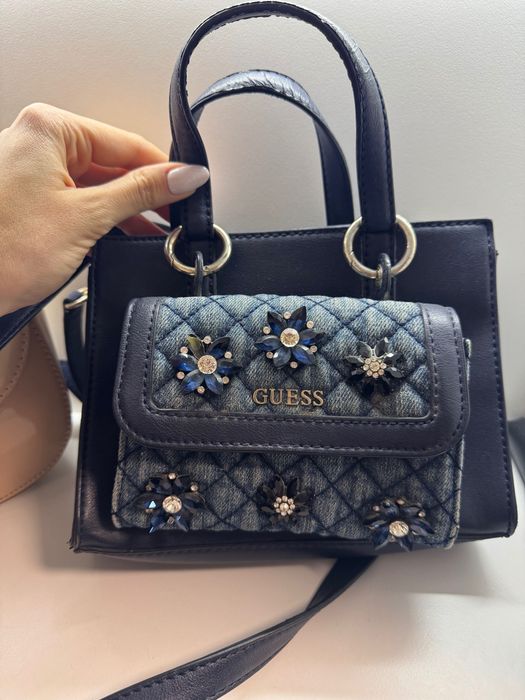 Чанти Guess, Liu Jo