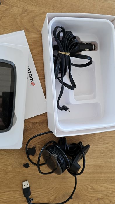 TomTom Go 510 cu World Maps, Traffic Info și Radar