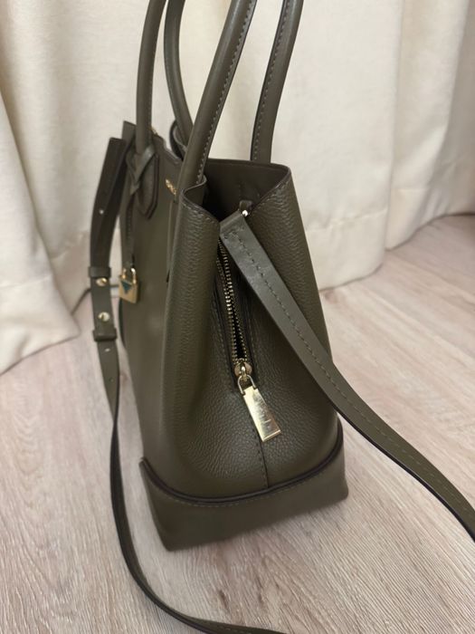 Продам сумку Michael Kors