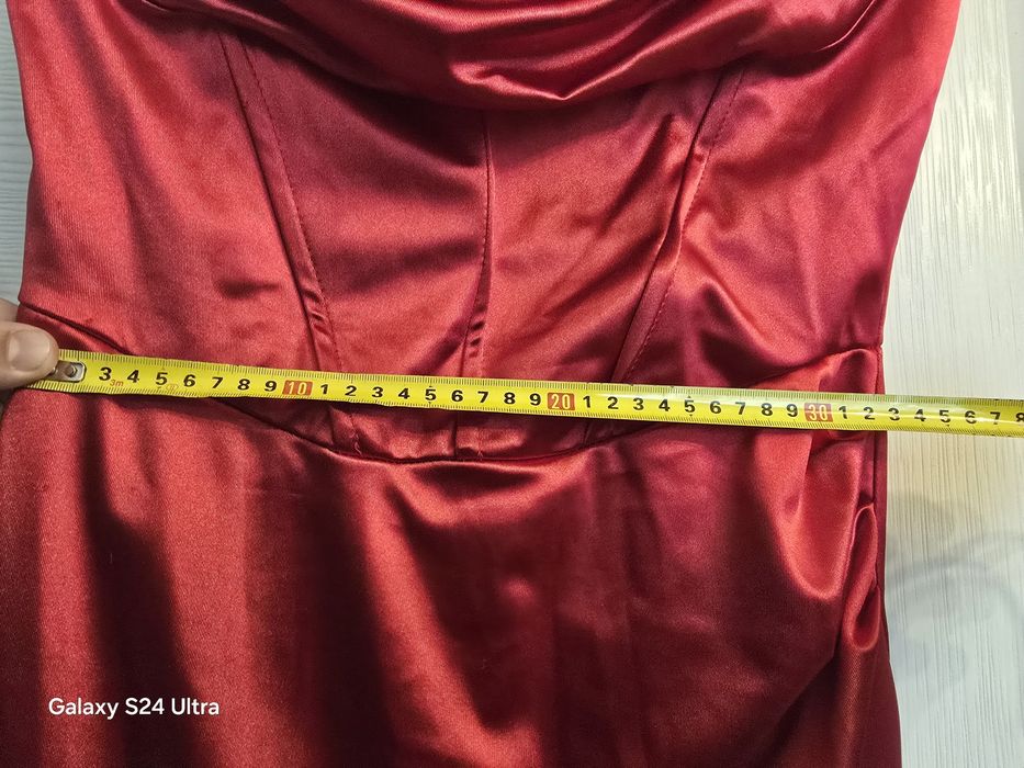 Червена дълга рокля Wall G