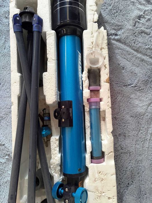 Vând telescop niciodată folosit