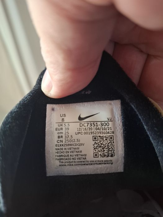 Nike air max Furyosa маратонки 38- 39 номер.