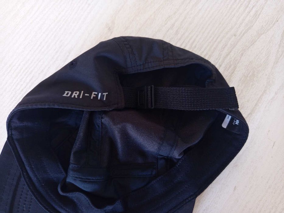 НОВА Nike Dri Fit шапка