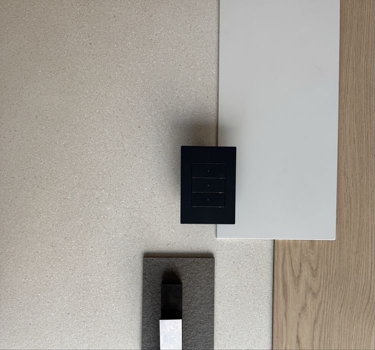 Продавам 90 квадрата паркет - селекция на половин цена